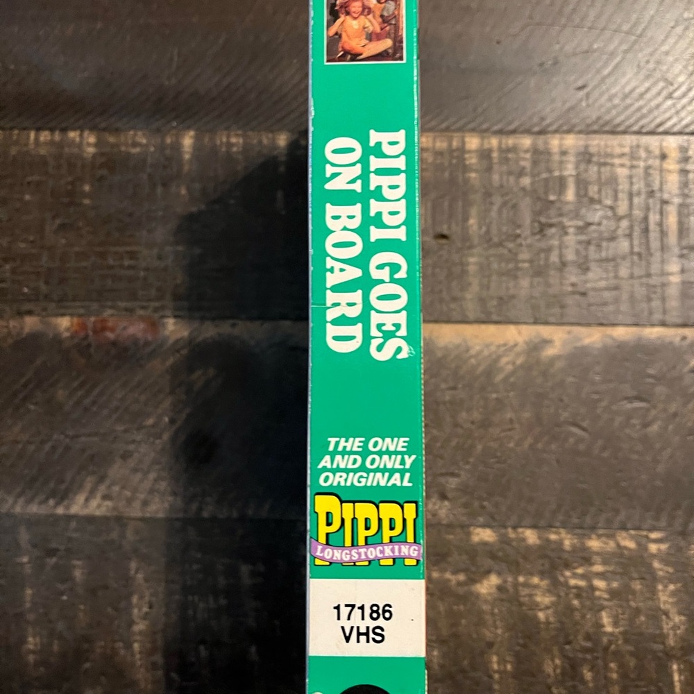 Pippi Longstocking: Pippi Goes on Board — Pink & Yellow VHS - Picture 4 of 7